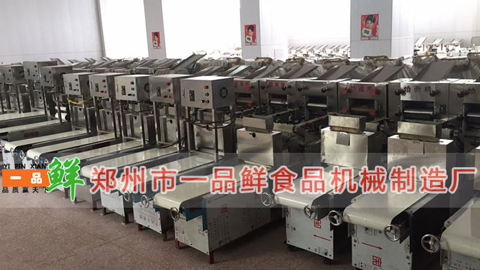 HMj-5型雙輥三刀燴面機倉庫成品