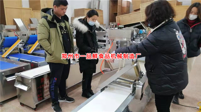 燴面機(jī)的工作過(guò)程